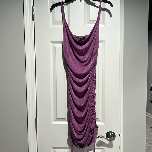 Kittenish Ruched Dress - Picture 7 of 8